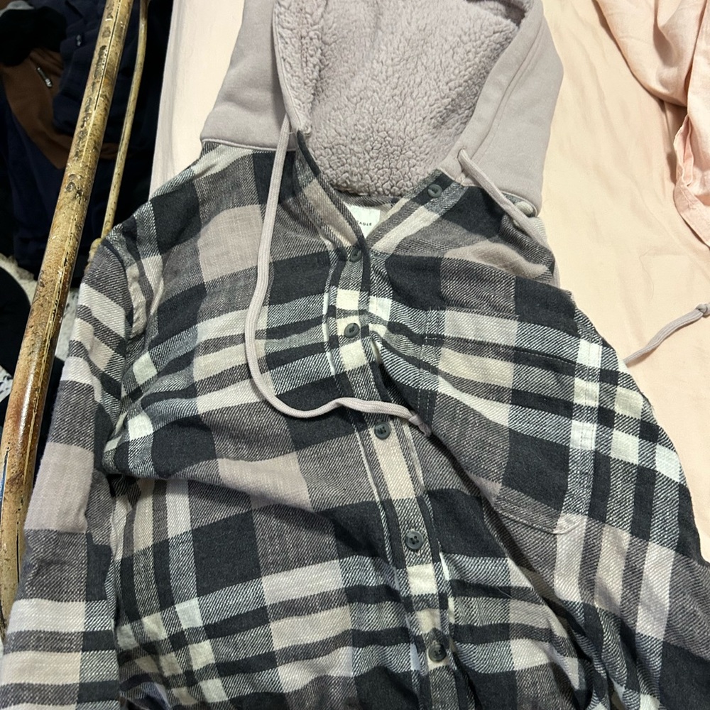 American eagle flannel hoodie
